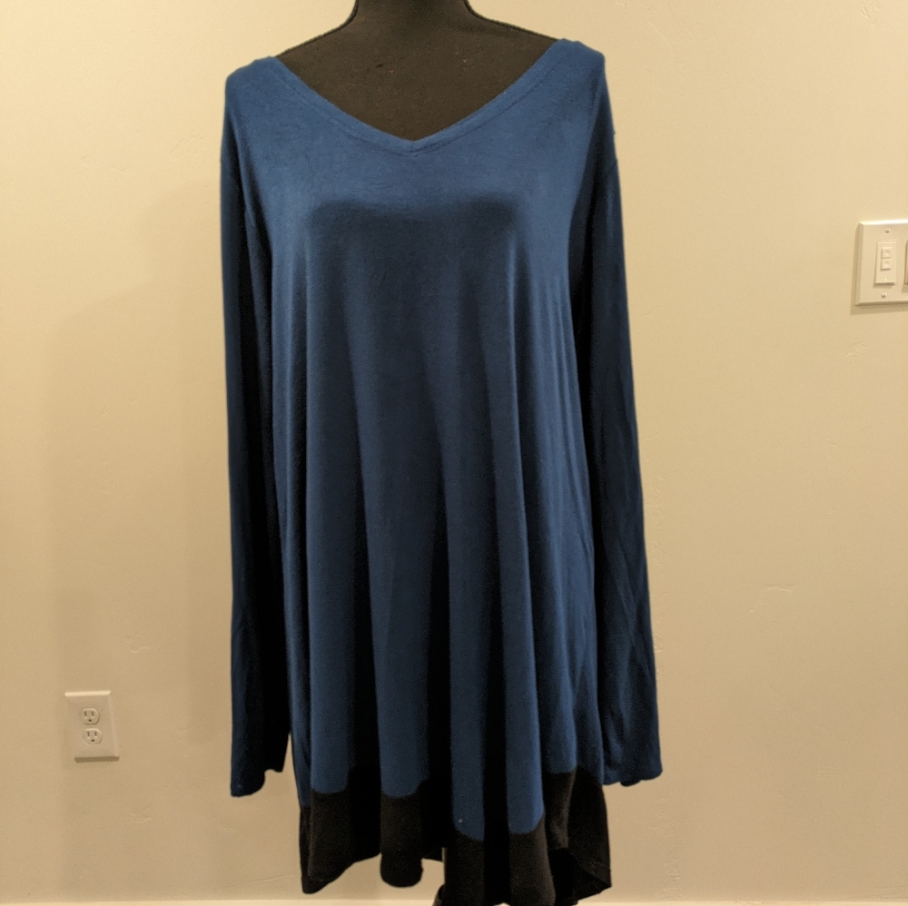 Lane Bryant Shark bite style Top